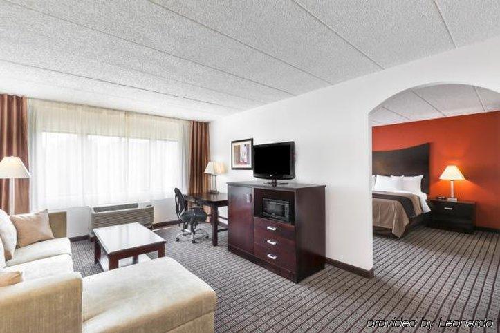 Clarion Hotel & Suites BWI Airport North Baltimore Eksteriør bilde