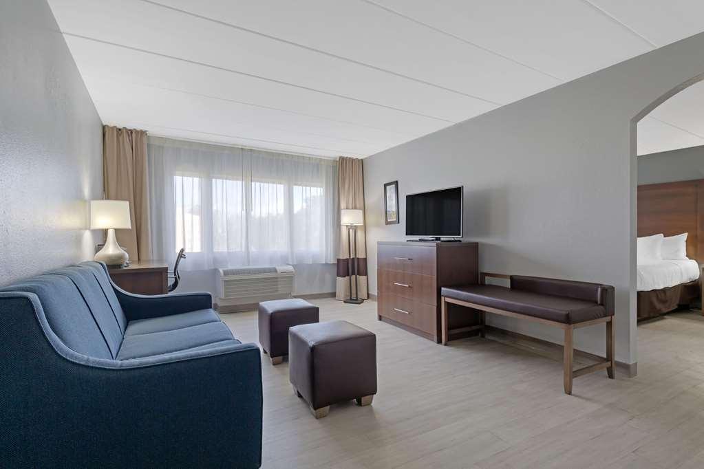 Clarion Hotel & Suites BWI Airport North Baltimore Rom bilde