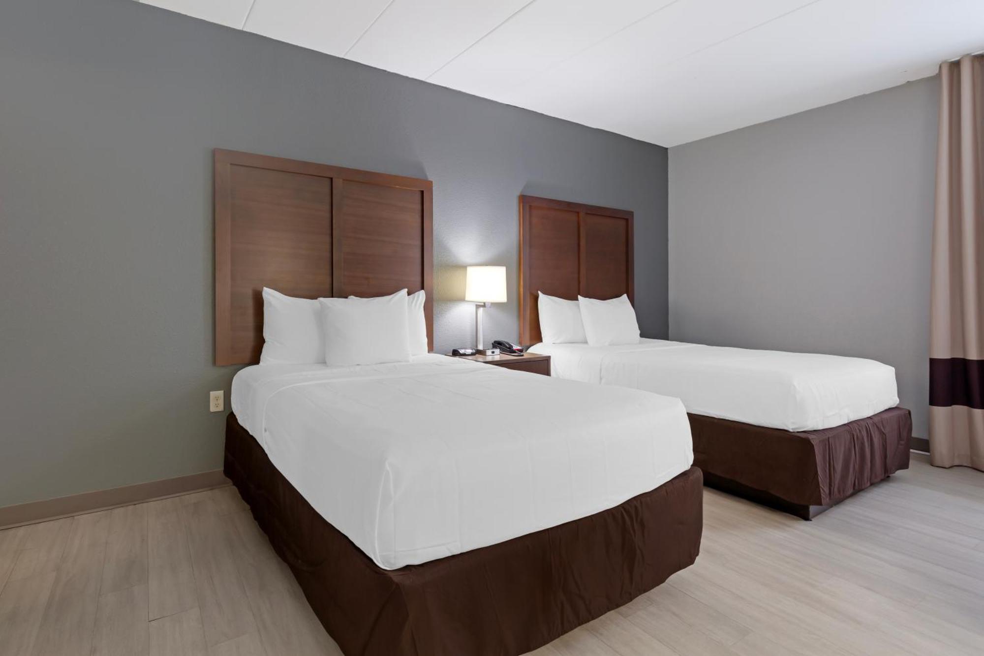Clarion Hotel & Suites BWI Airport North Baltimore Eksteriør bilde