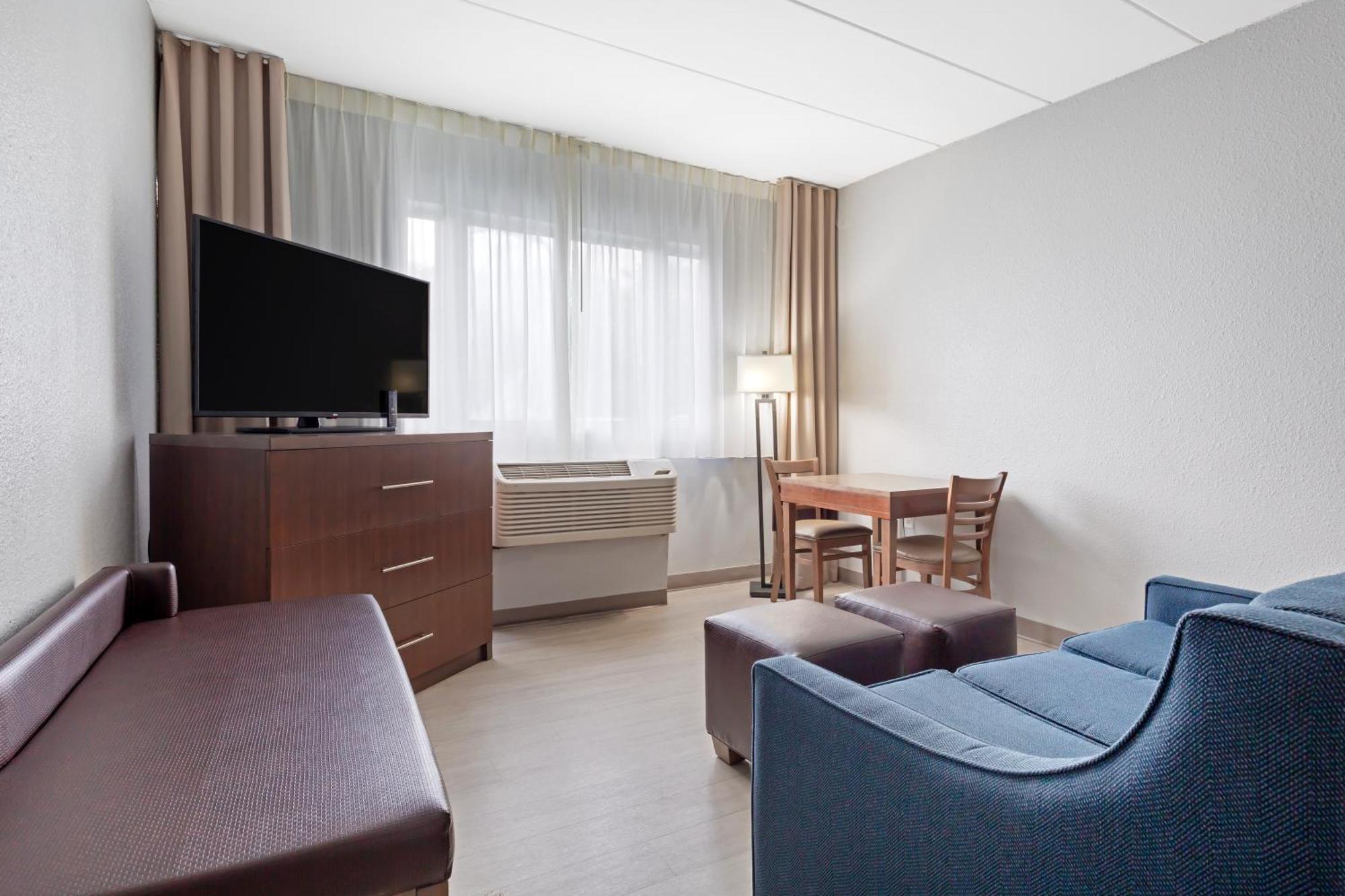 Clarion Hotel & Suites BWI Airport North Baltimore Eksteriør bilde