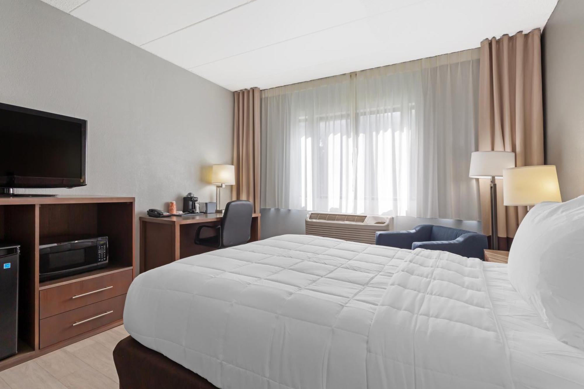 Clarion Hotel & Suites BWI Airport North Baltimore Eksteriør bilde