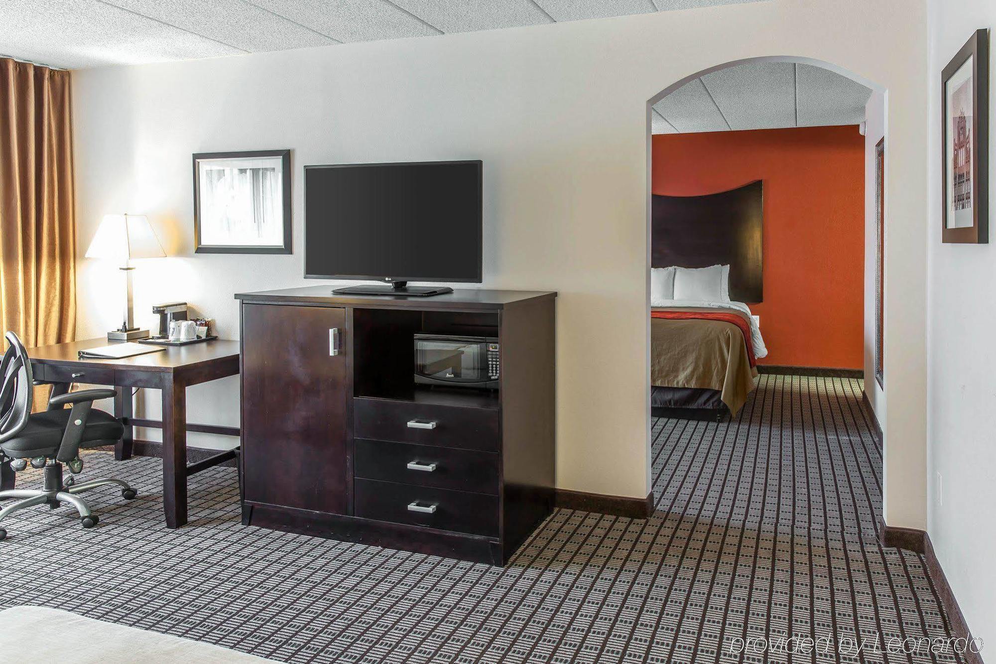 Clarion Hotel & Suites BWI Airport North Baltimore Eksteriør bilde