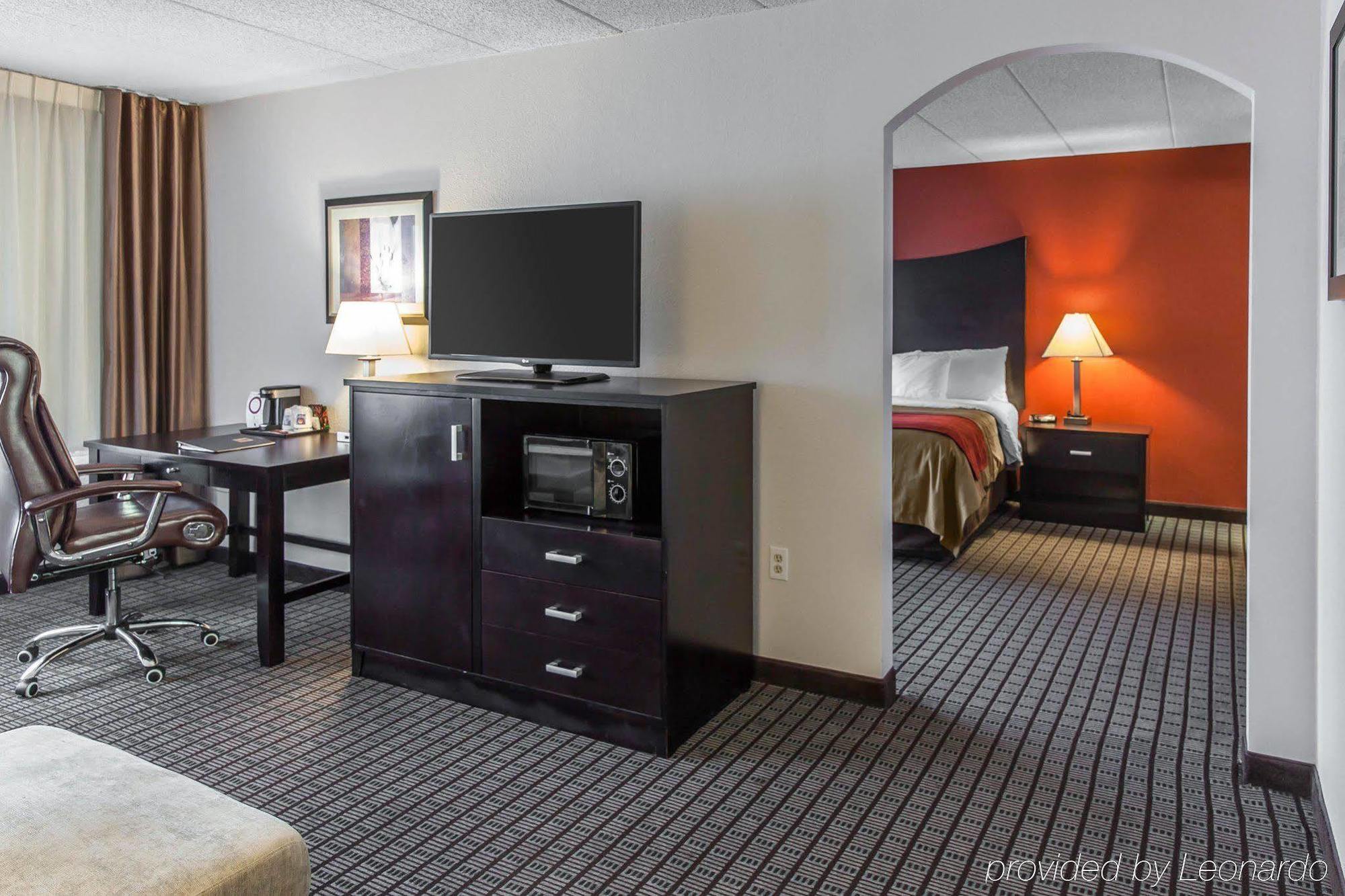 Clarion Hotel & Suites BWI Airport North Baltimore Eksteriør bilde