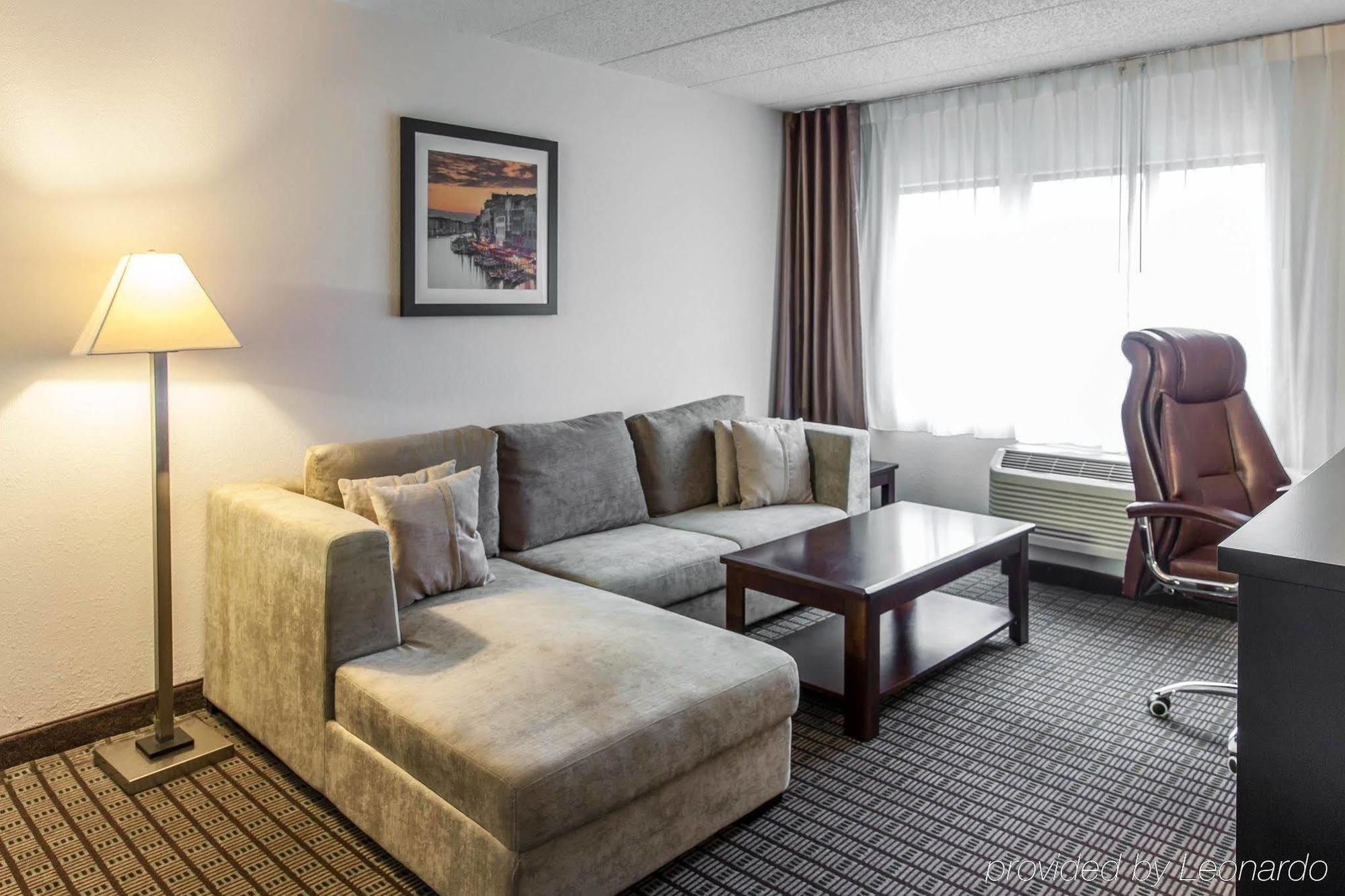 Clarion Hotel & Suites BWI Airport North Baltimore Eksteriør bilde