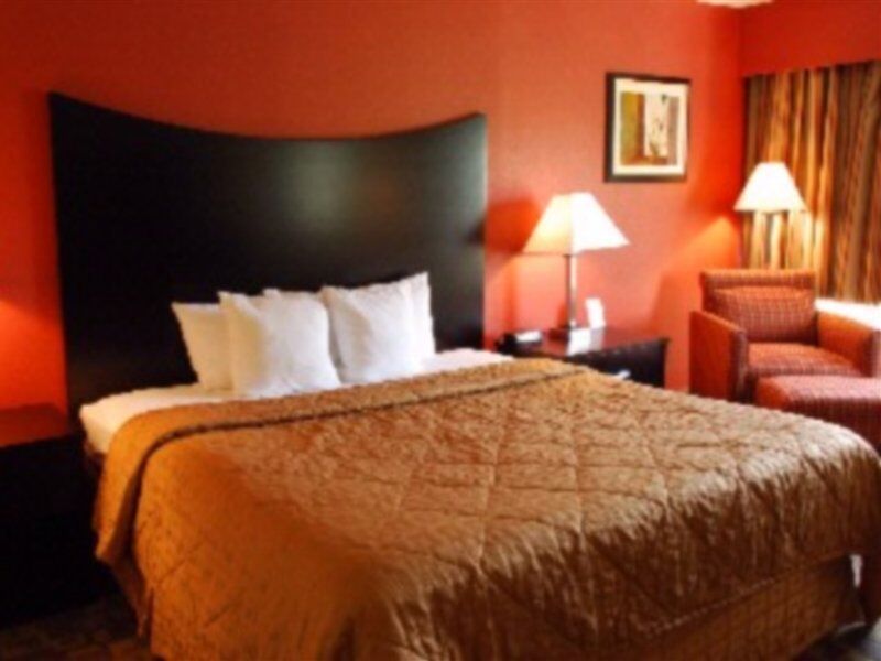 Clarion Hotel & Suites BWI Airport North Baltimore Eksteriør bilde